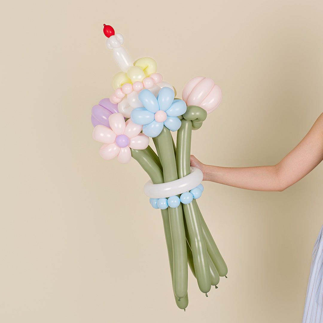 bloomthis-balloon-tulip-and-cake-balloon-bouquet-1080x1080-01