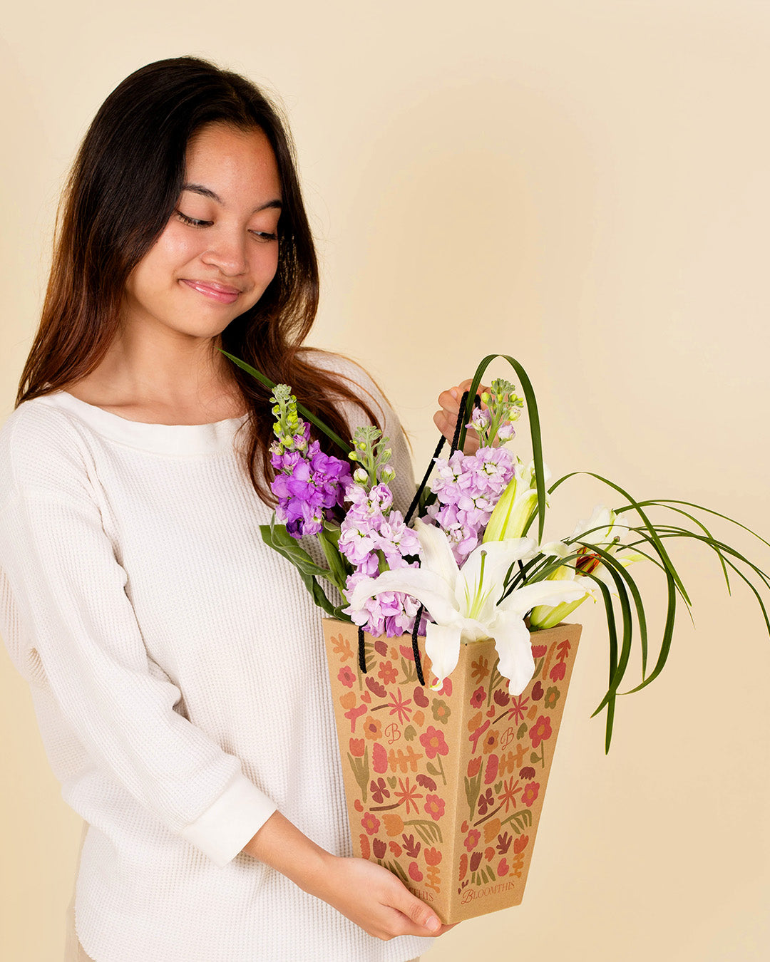 bloomthis-bloombag-mini-marissa-white-lily-mini-bloombag-rebloom-vase-1080x1350-03