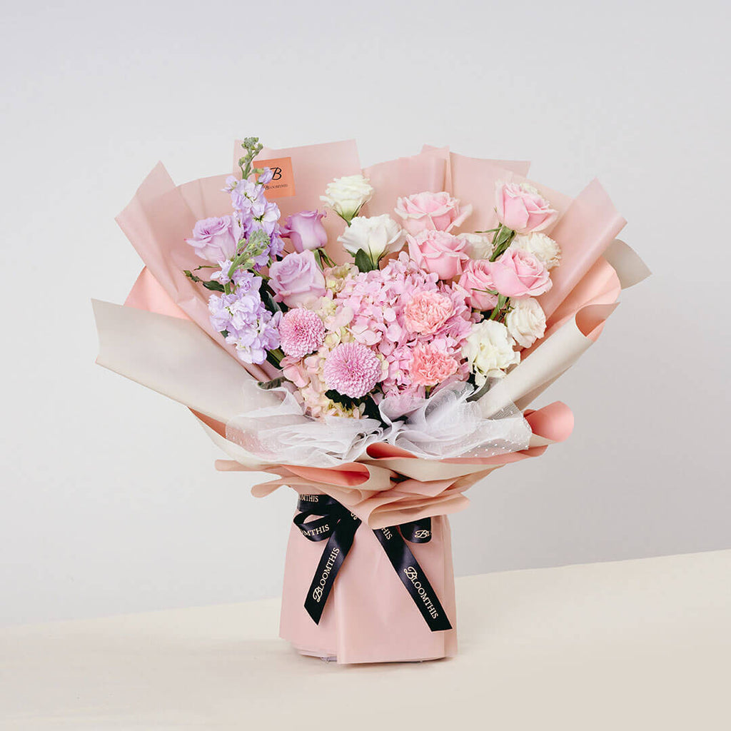 Casabella Pink Hydrangea Bouquet (VD)
