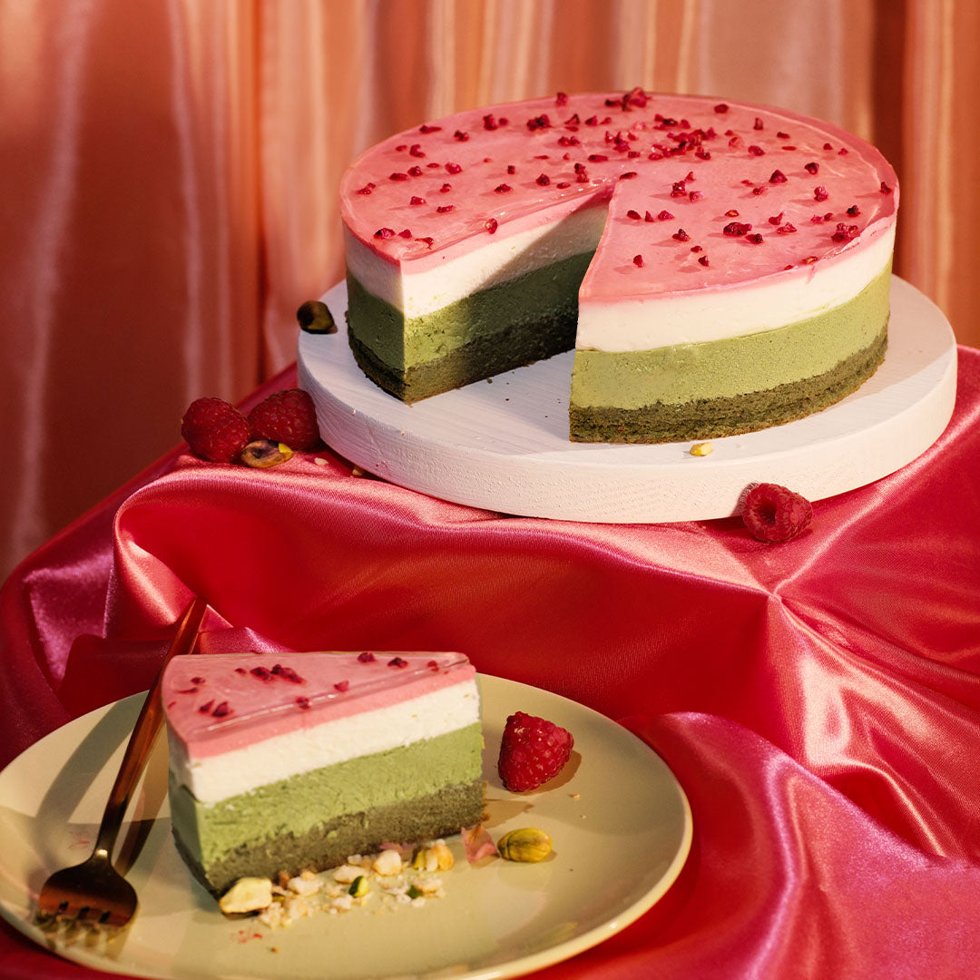 Pistachio Raspberry Cheesecake