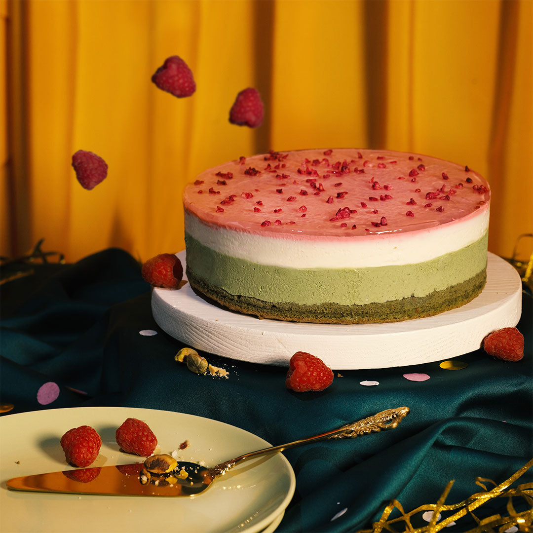 Pistachio Raspberry Cheesecake