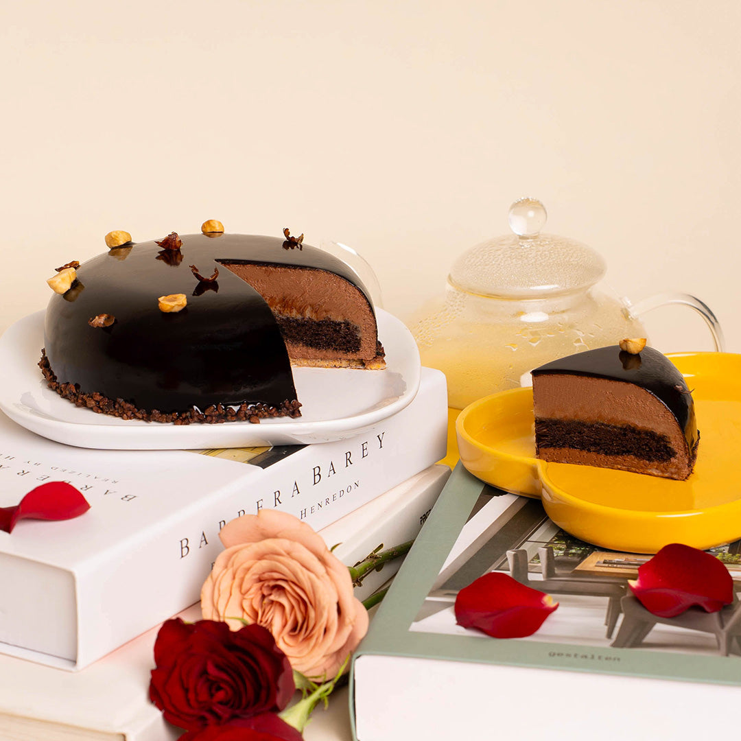 bloomthis-cake-sweet-stuff-chocolate-mousse-hazelnut-cake-1080x1080-04