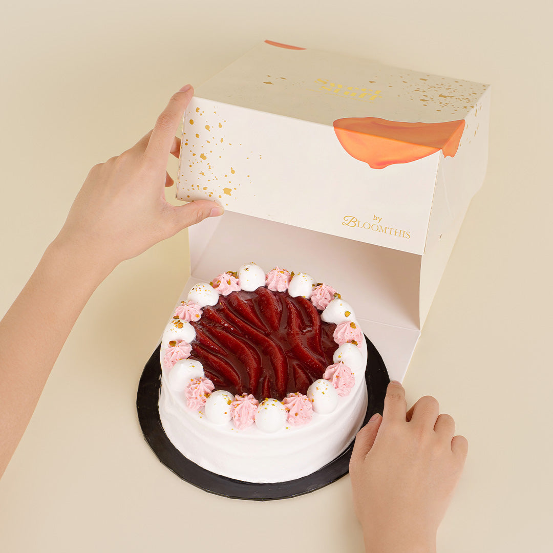 bloomthis-cake-sweet-stuff-strawberry-cake-1080x1080-05