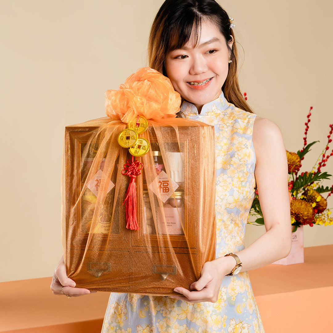 bloomthis-chinese-new-year-gift-vintage-cupboard-treasure-chinese-new-year-gift-set-2025-1080x1080-06