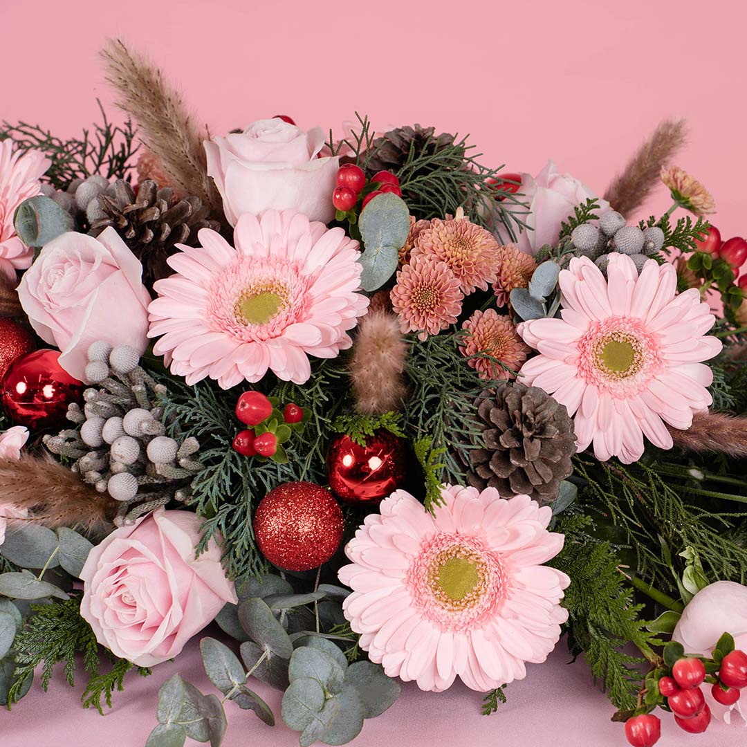 bloomthis-christmas-centrepiece-natalie-christmas-table-floral-centrepiece-1080x1080-03