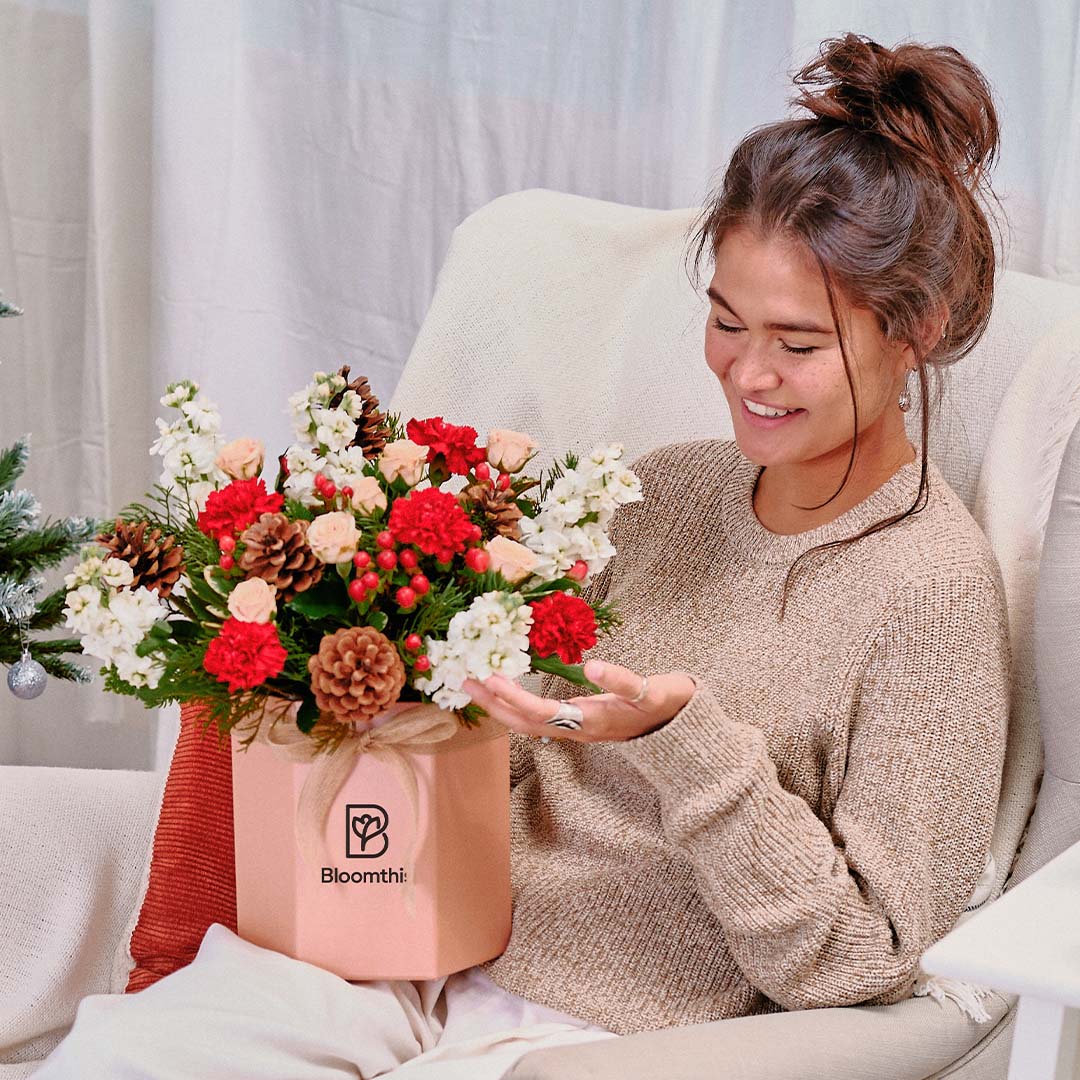 bloomthis-christmas-hat-box-celeste-christmas-flower-box-1080x1080-07