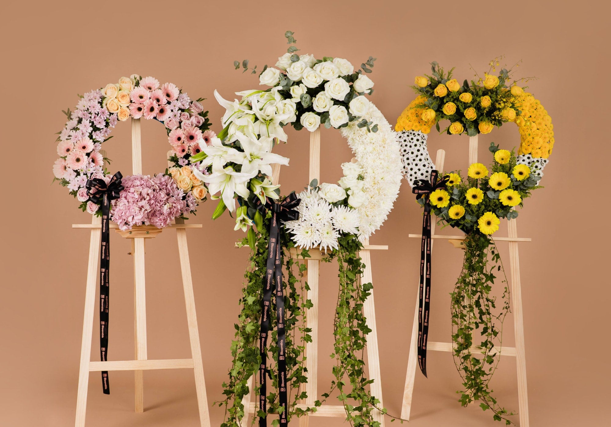 bloomthis-condolence-flowers-usp-03-graceful-funeral-wreaths