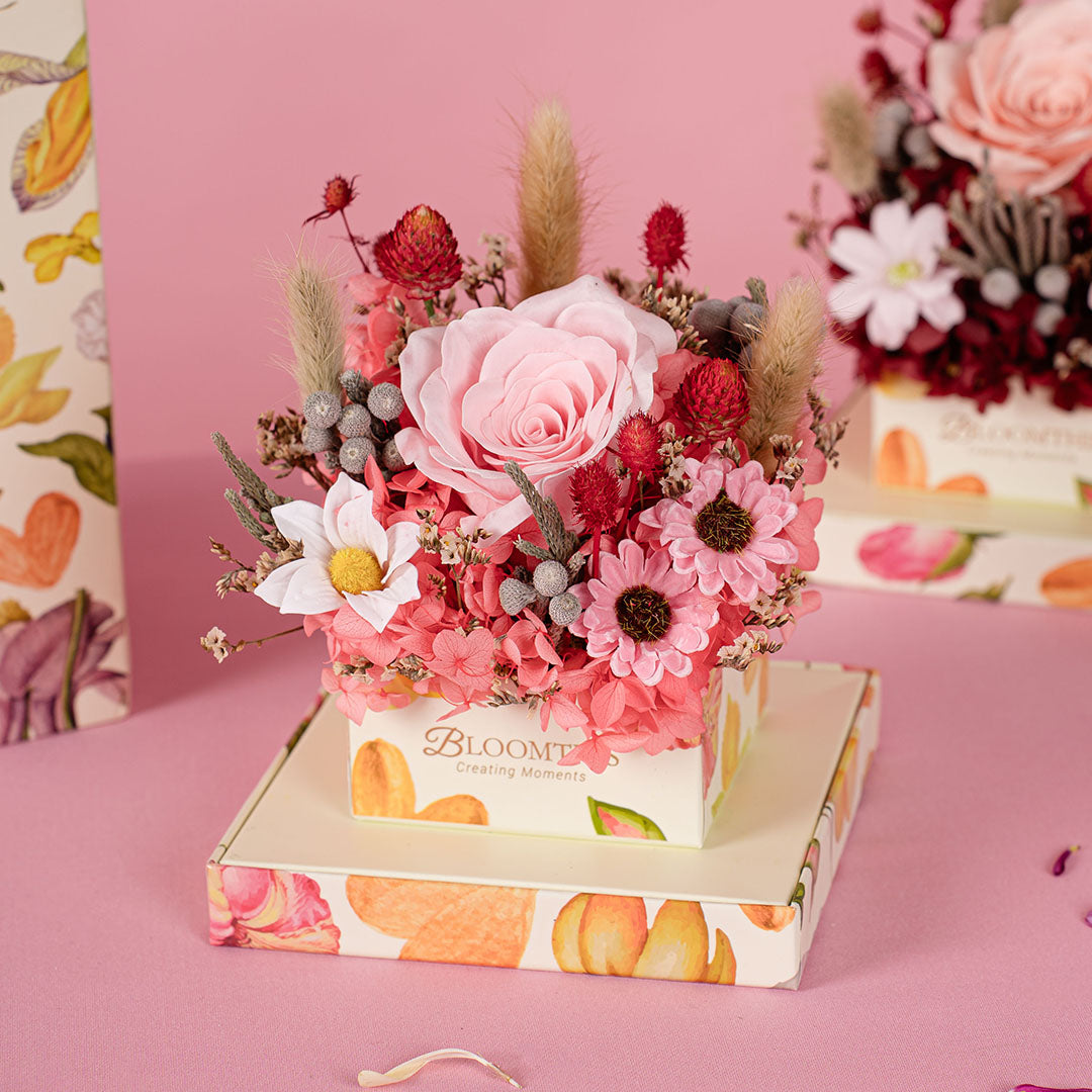 bloomthis-everlasting-eternity-reverie-pink-soap-rose-gift-box-1080x1080-02