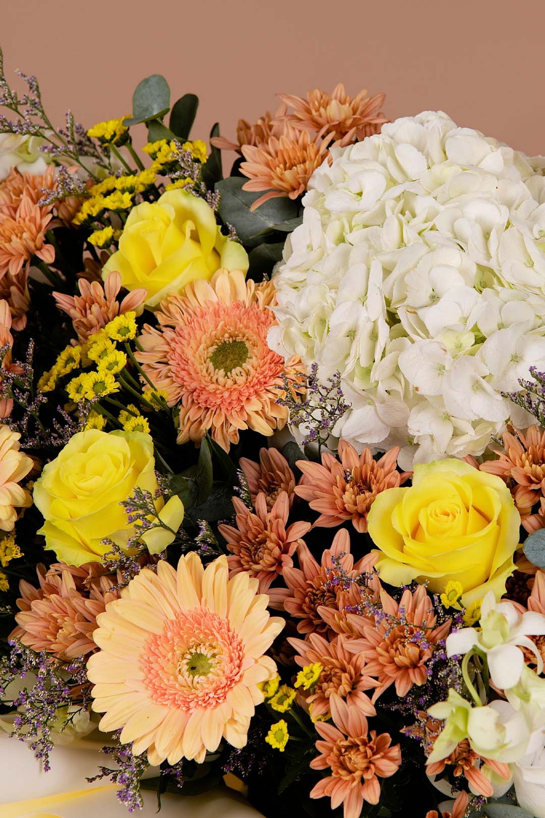 bloomthis-flower-stand-barbiel-condolence-funeral-flower-stand-1080x1620-04_bf10dd35-931f-424a-8e45-e0aa925fc793
