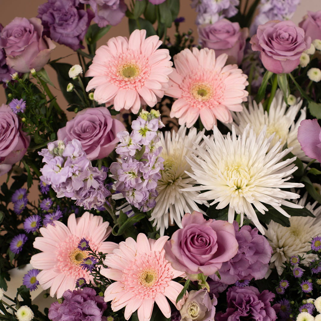 bloomthis-flower-stand-harmonia-premium-condolence-flower-stand-1080x1080-04