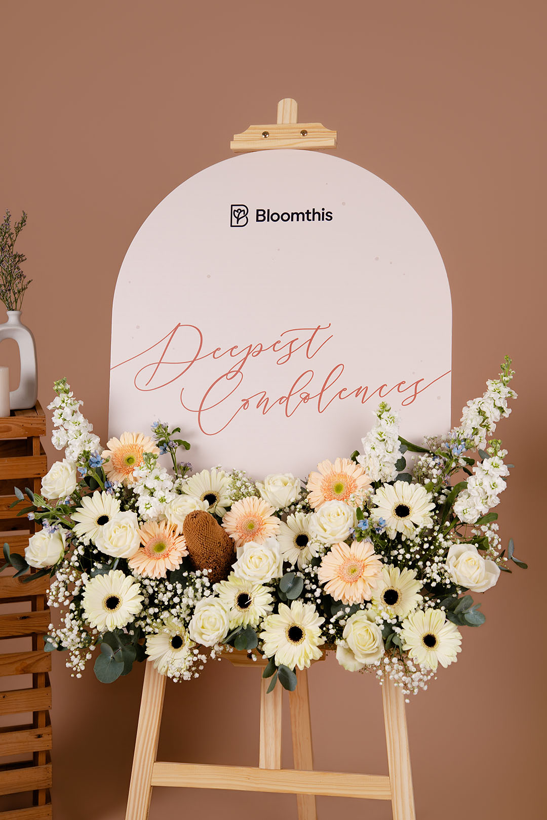 bloomthis-flower-stand-tranquil-condolence-funeral-flower-stand-1080x1620-05_b113cdef-2e9e-4bd8-8f9e-56dc40199051