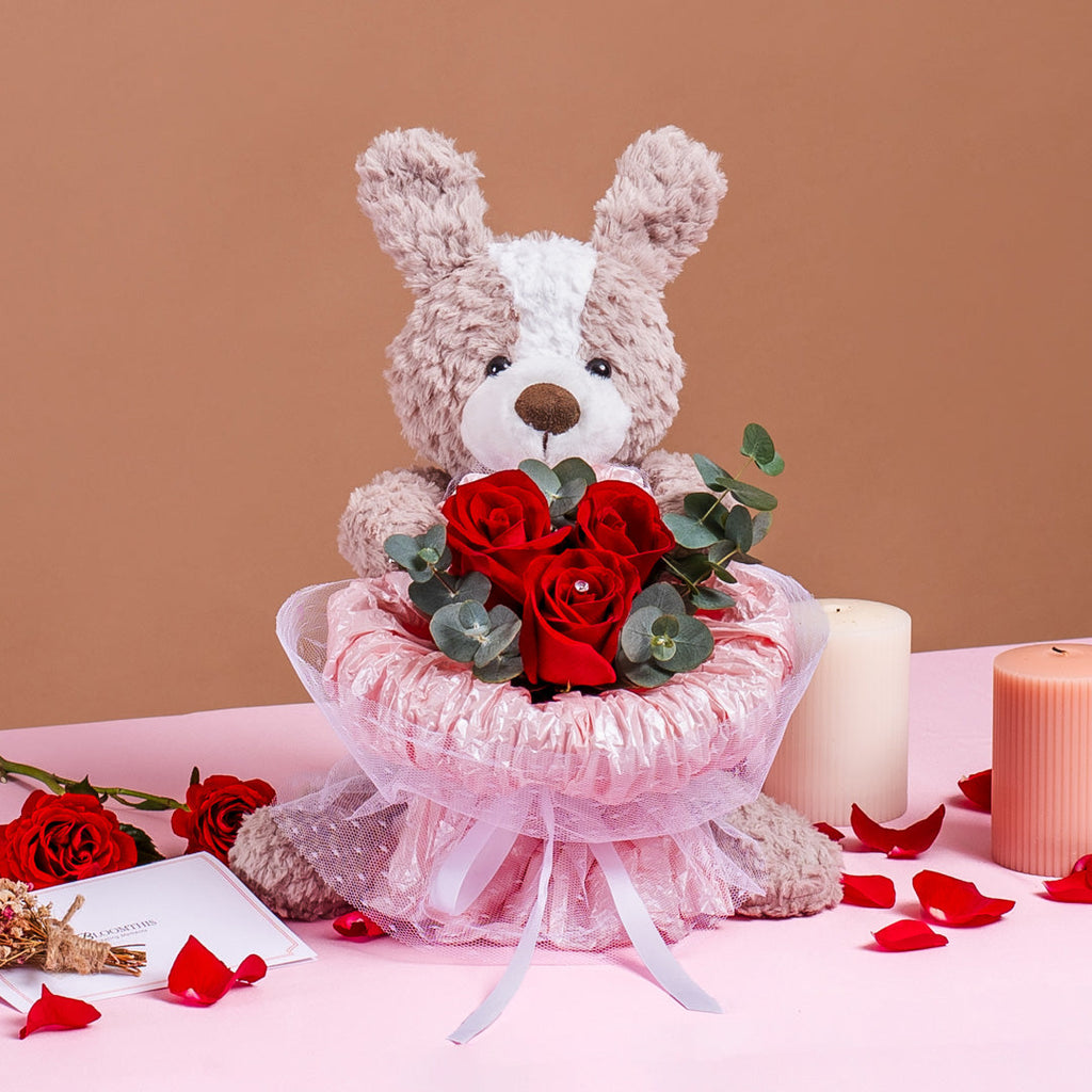 Avery Red Rose Bouquet & Plushie Gift Set (VD)