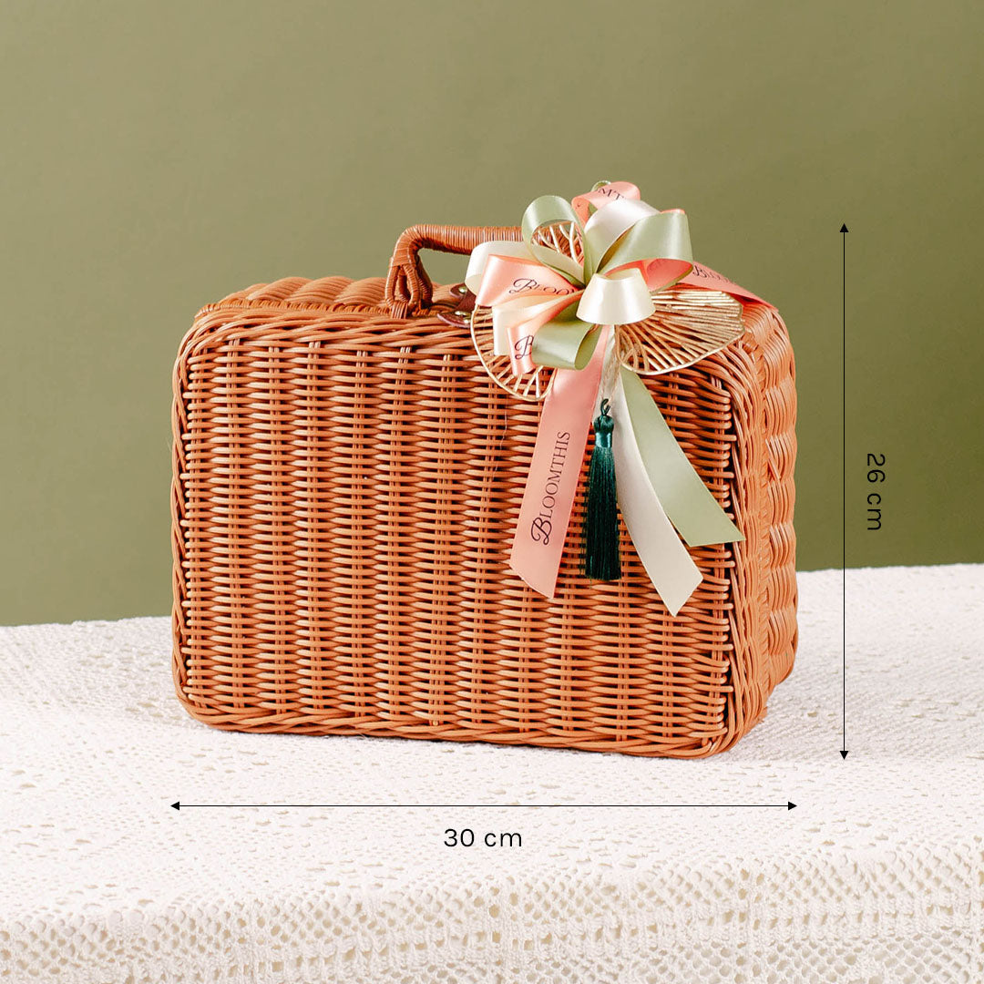 bloomthis-gift-momen-bahagia-bamboo-basket-raya-gift-set-1080x1080-05