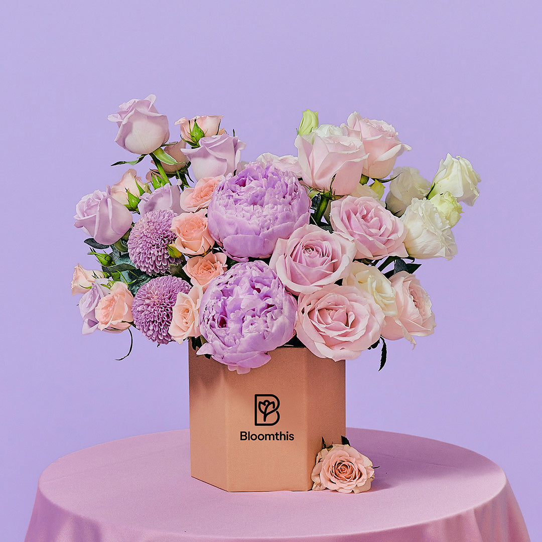 bloomthis-hat-box-arianna-pink-peony-flower-box-1080x1080-03_978376cb-7a13-473c-ba56-7a97d2449ff3