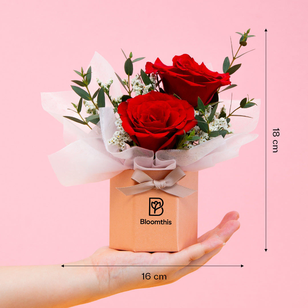 bloomthis-hat-box-chandra-rose-mini-flower-box-1080x1080-06_65dc9a6c-9acc-46f7-aa52-d50dc4f914ff