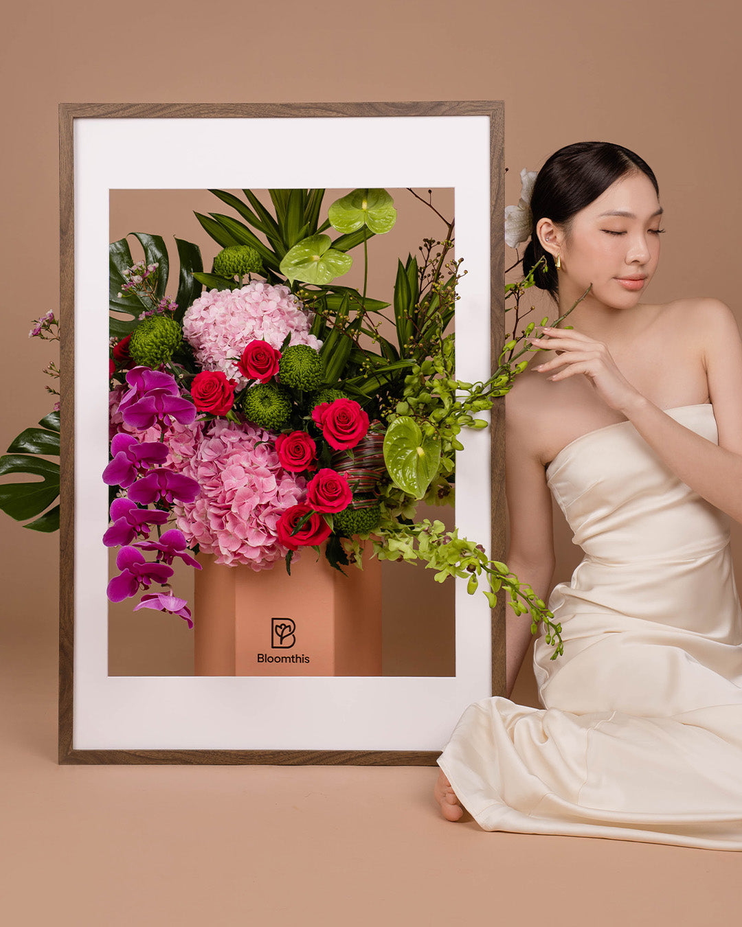 bloomthis-hat-box-luxe-arissa-hydrangea-phalaenopsis-flower-box-1080x1350-04