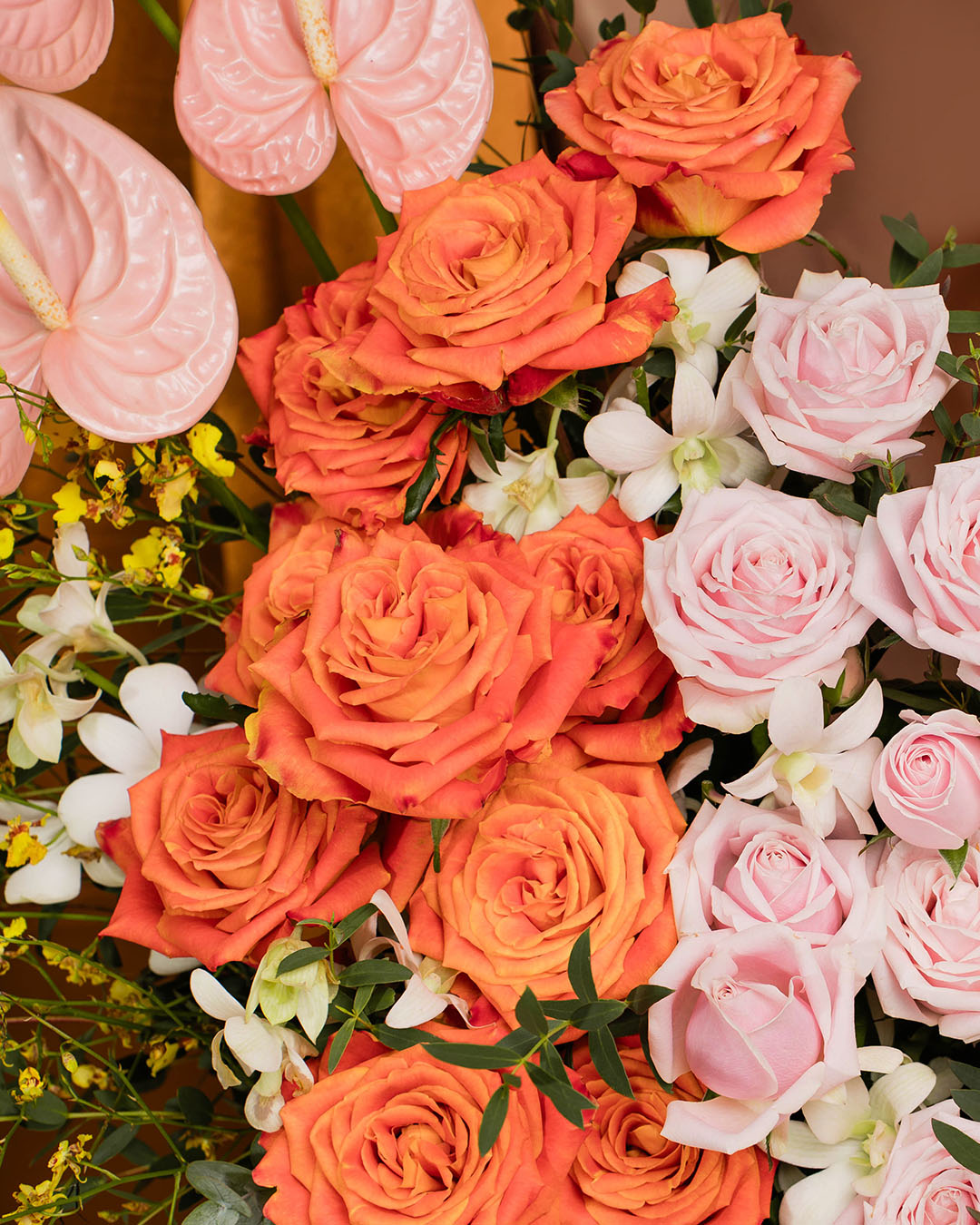 bloomthis-hat-box-luxe-euphemia-rose-anthurium-flower-box-1080x1350-03