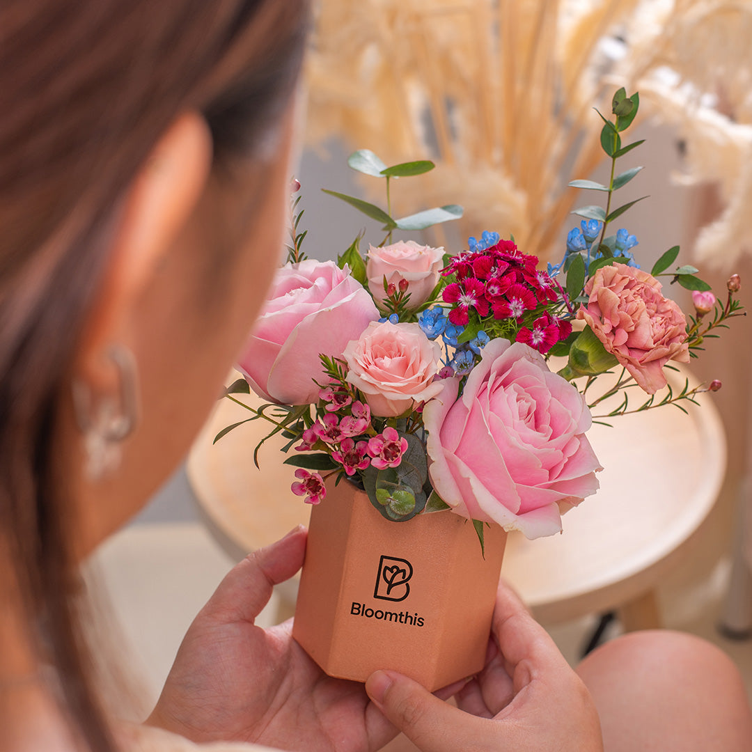 bloomthis-hat-box-selene-rose-mini-flower-box-1080x1080-05_412edbdc-5a87-4d7a-99aa-dfd59515e205