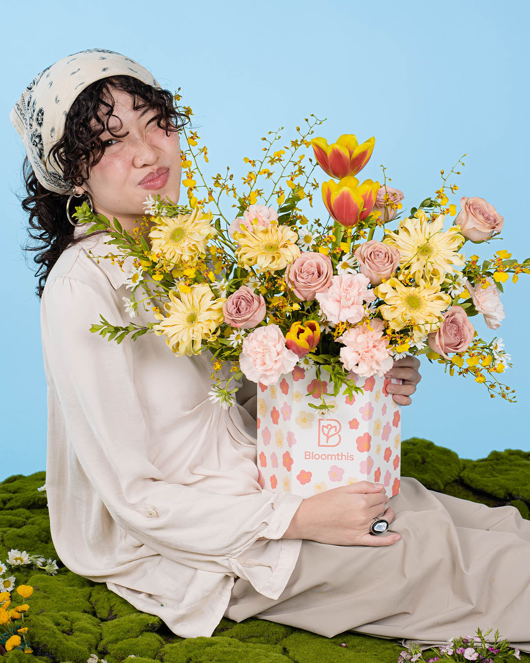 bloomthis-hat-box-spring-whimsy-yuhi-orange-tulip-flower-box-1080x1350-06