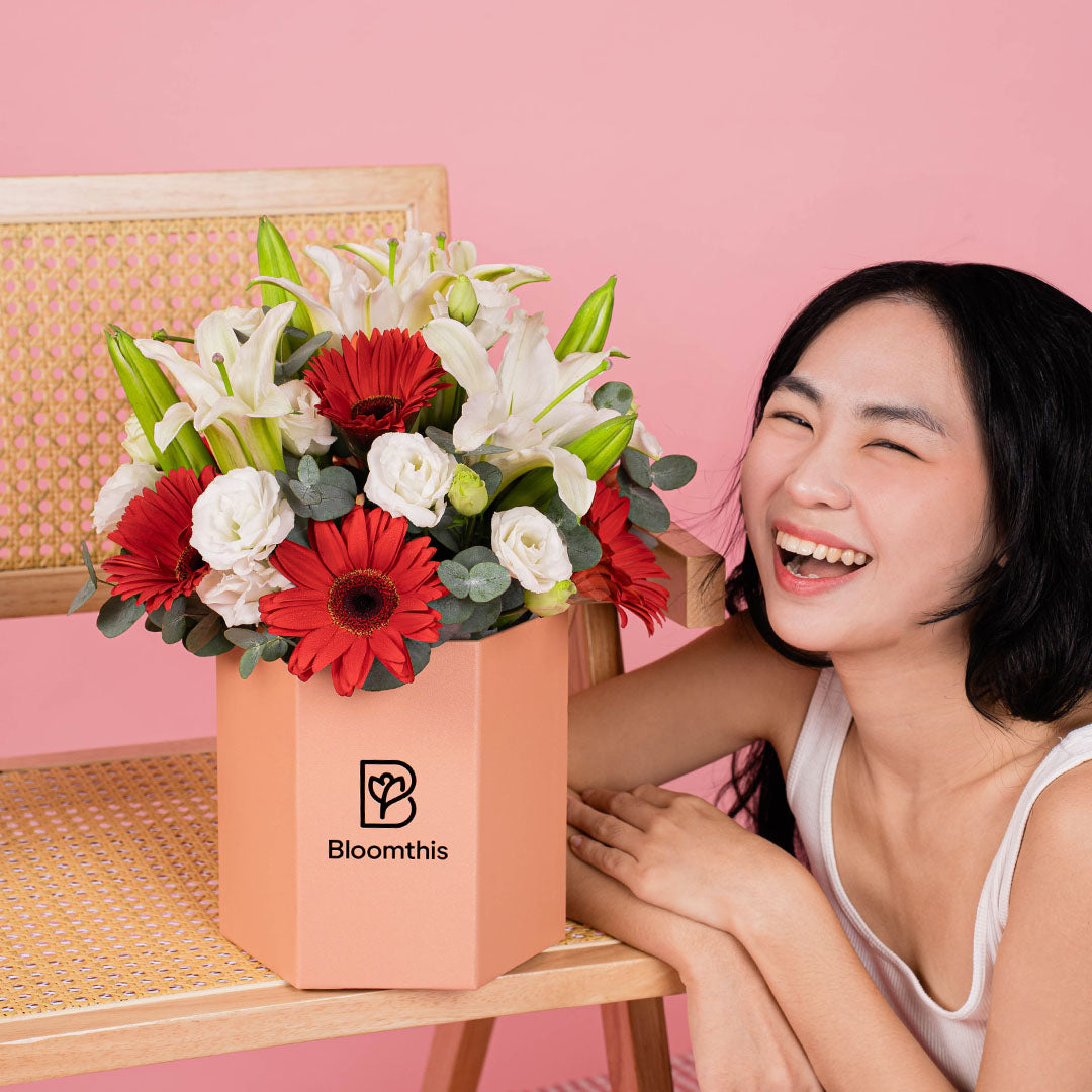 bloomthis-hat-box-valda-gerbera-lily-flower-box-1080x1080-02
