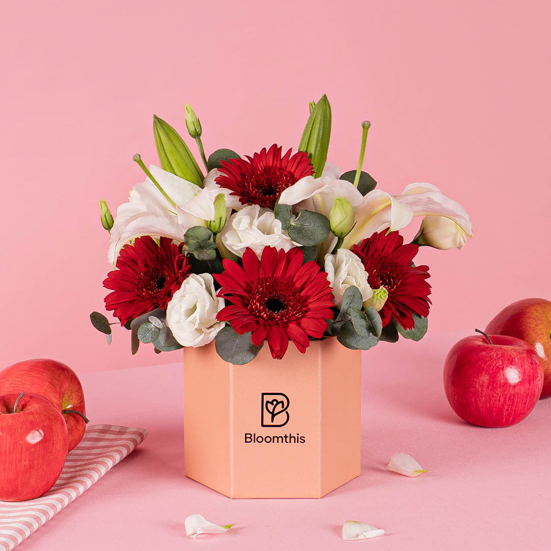 bloomthis-hat-box-valda-gerbera-lily-flower-box-1080x1080-03