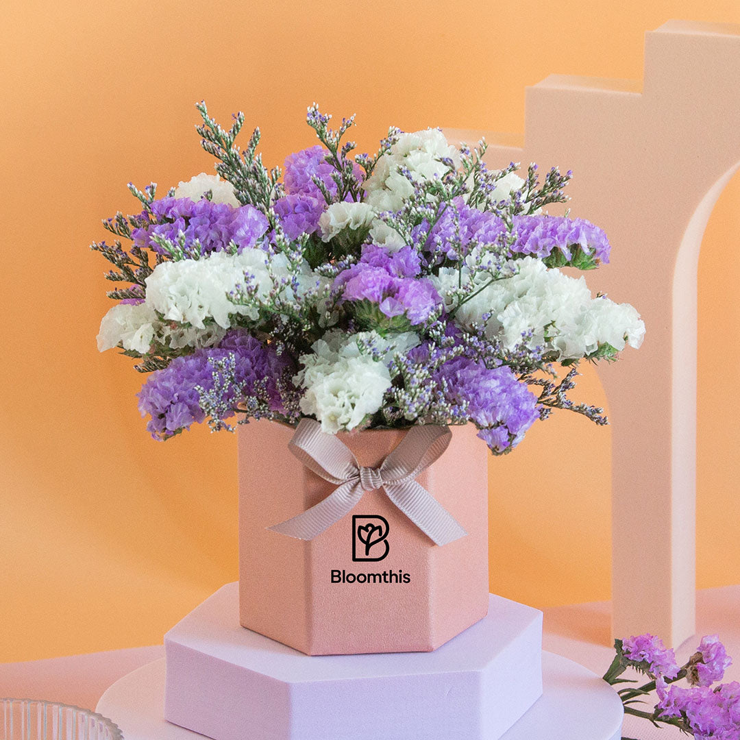 bloomthis-hat-box-wanda-statice-mini-flower-box-1080x1080-03_ea30f493-22f6-4d72-8317-2a92153dcb8e