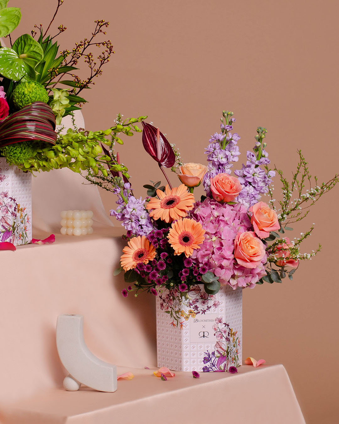 bloomthis-rr-hat-box-aira-rose-gerbera-rr-by-rizman-ruzaini-flower-box-1080x1350-05