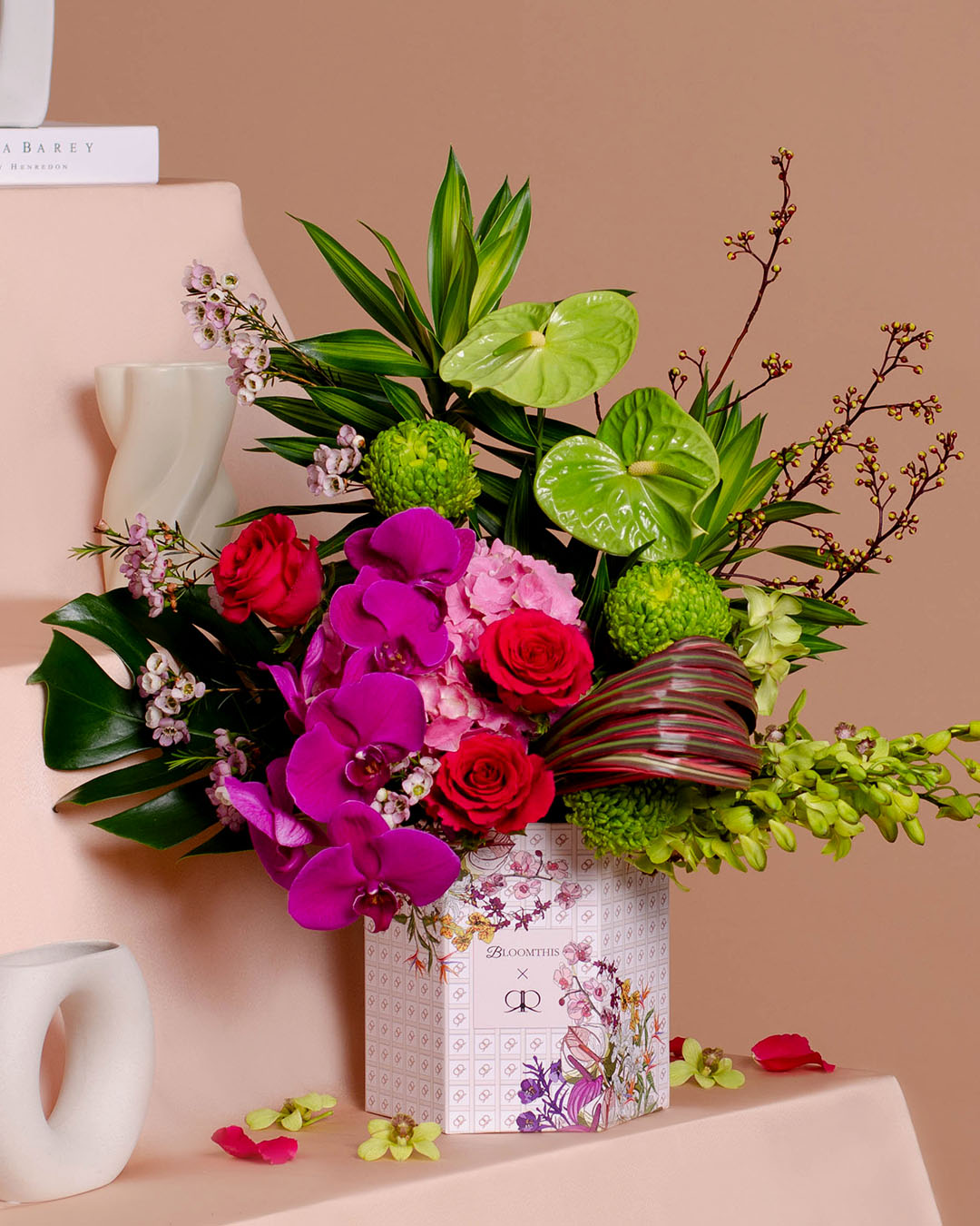 bloomthis-rr-hat-box-arissa-hydrangea-phalaenopsis-rr-by-rizman-ruzaini-flower-box-1080x1350-05