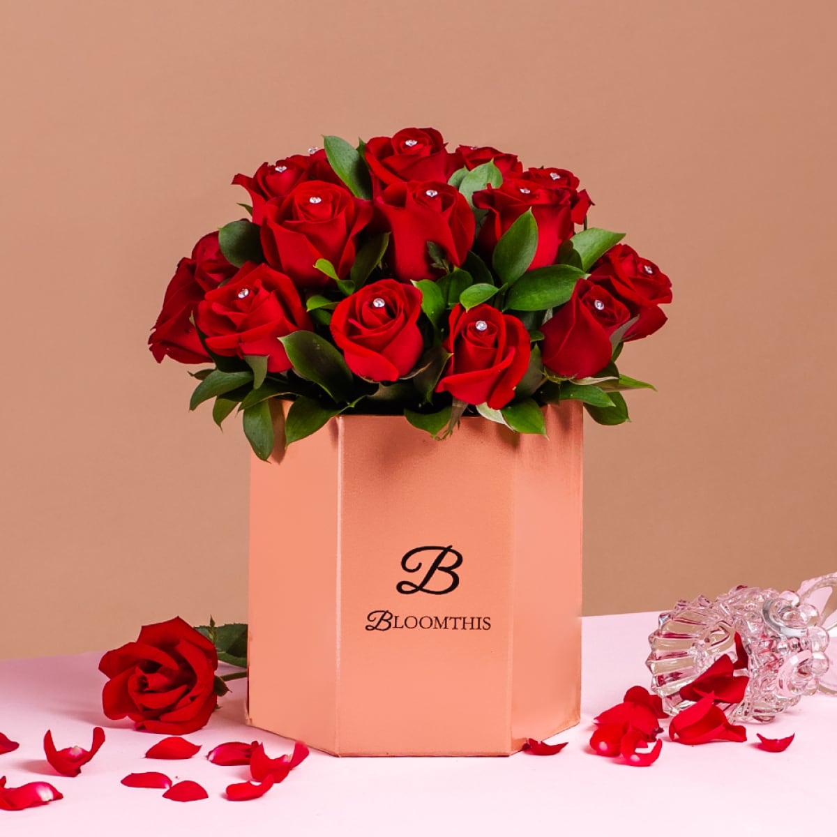 bloomthis-valentines-day-promise-01-luxurious-design
