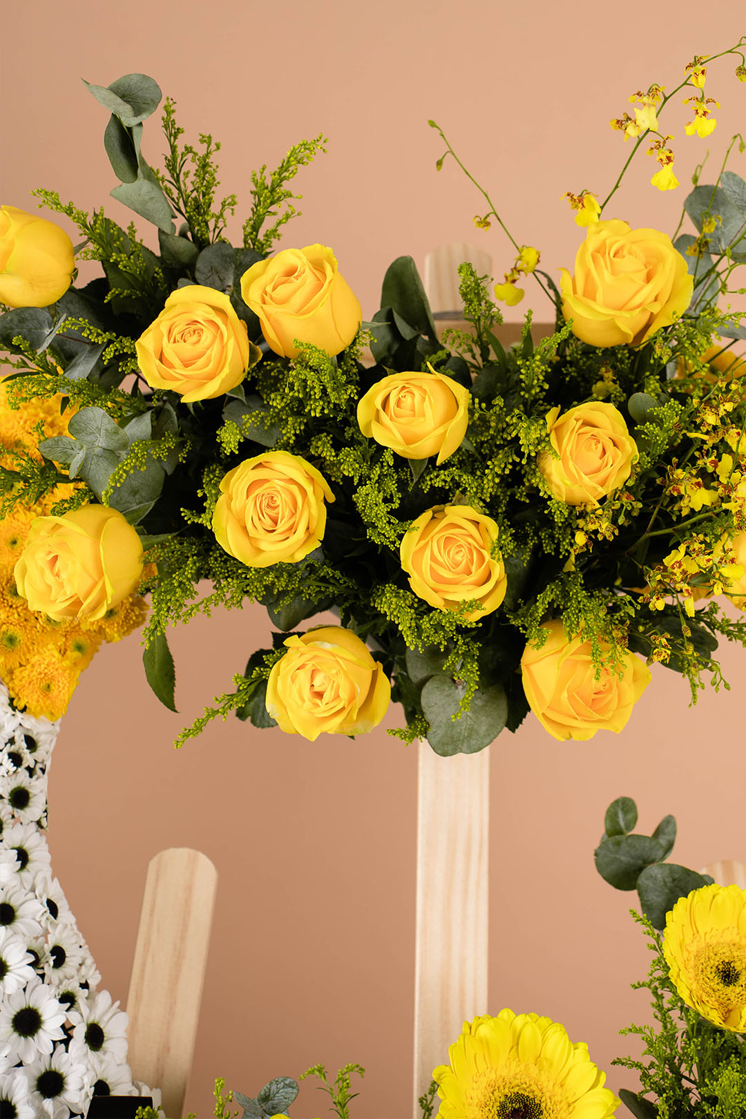 bloomthis-wreath-providence-funeral-wreath-1080x1620-03