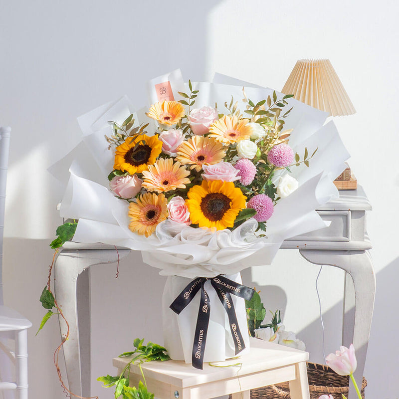 Steph Sunflower Bouquet (MDV)
