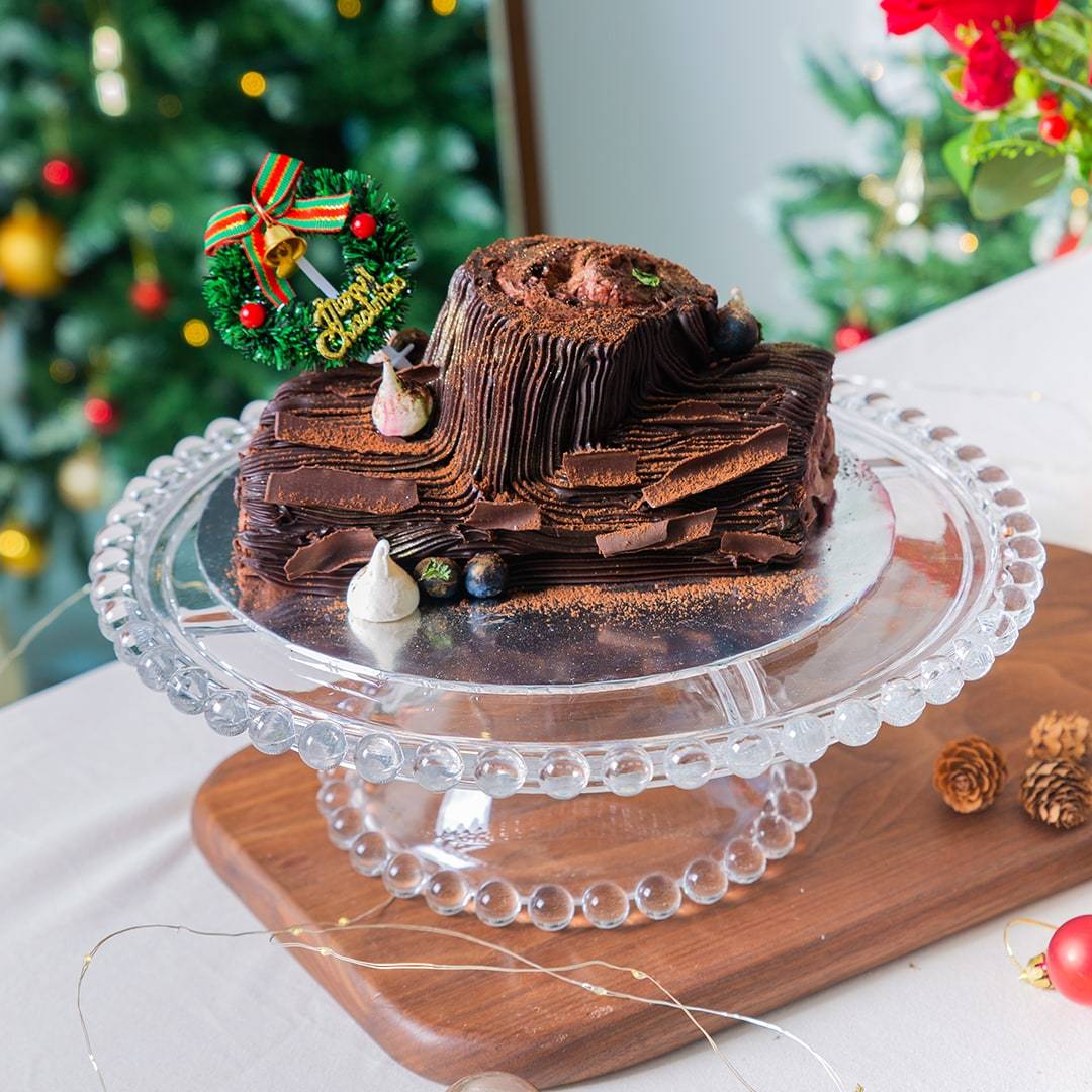 Dark Chocolate Raspberry Yule Log Christmas Cake