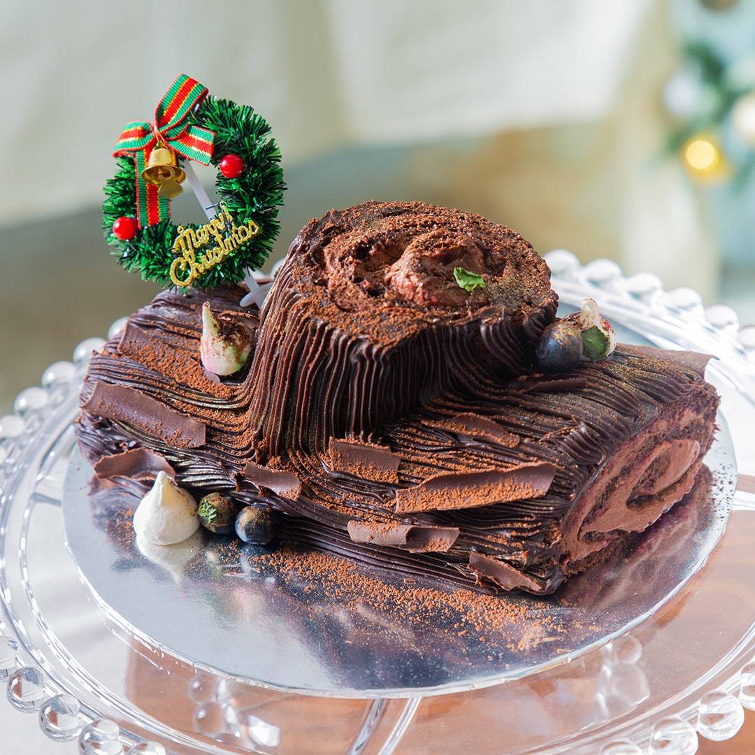 Dark Chocolate Raspberry Yule Log Christmas Cake