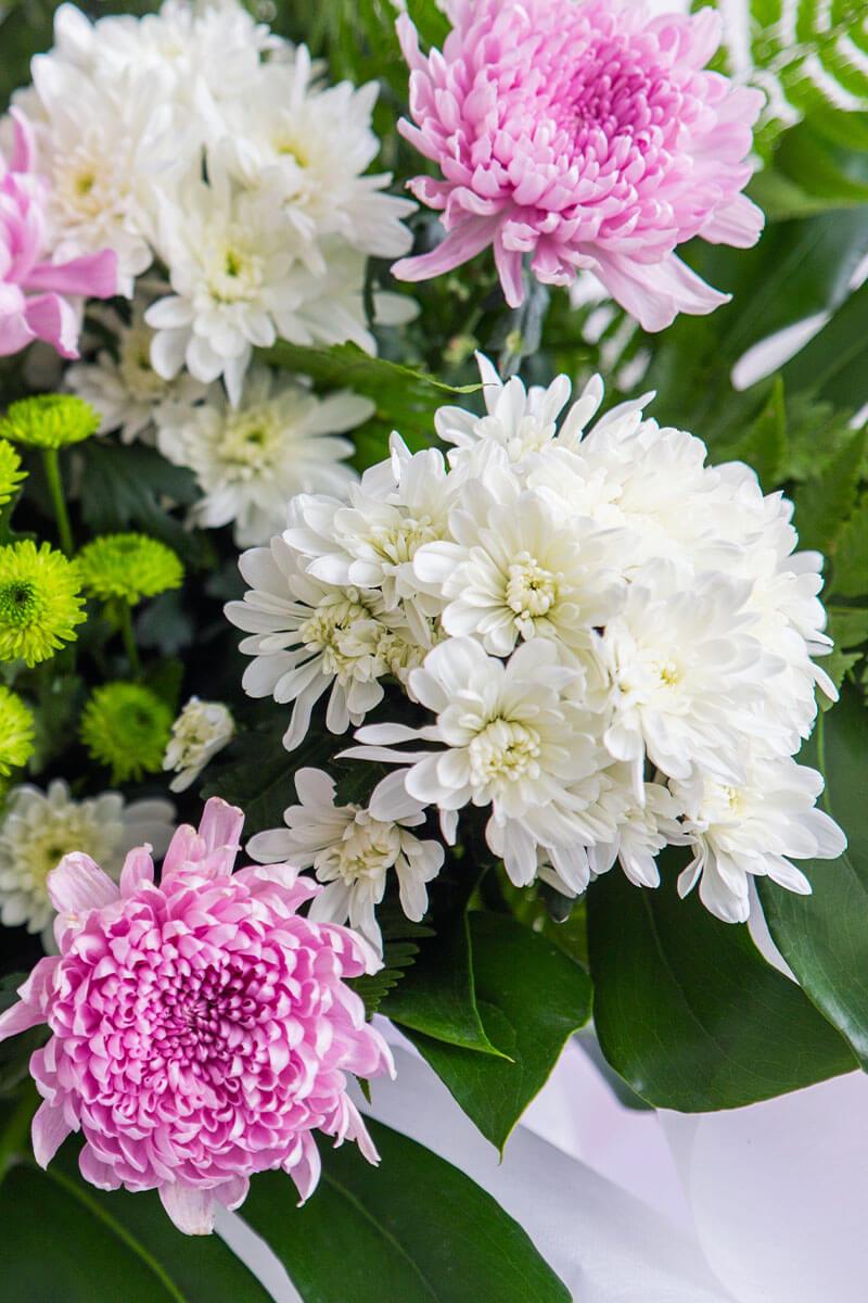 Teigan Lilac Chrysanthemum Condolence Flower Stand