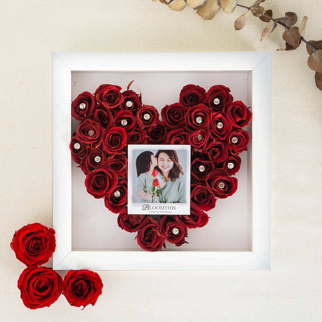 Akane Photo & Flower Frame