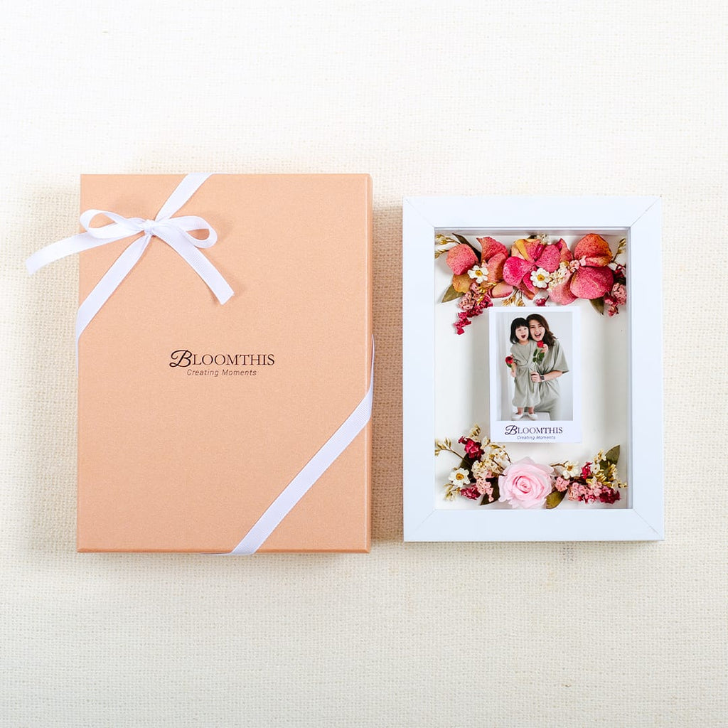 Happy Field Photo & Flower Frame (MDV)