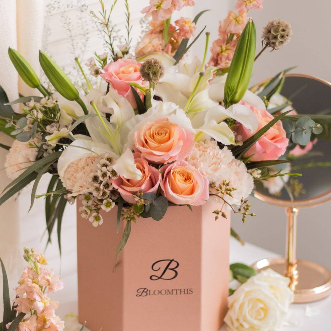 Bernadette White Lily Flower Box (VDV)