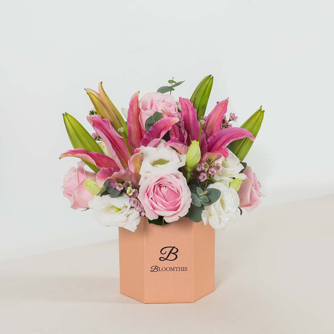 Tessa Pink Lily Flower Box (MD)