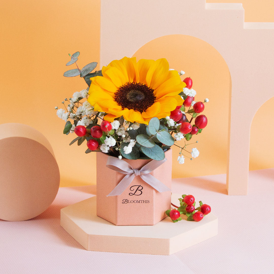 Tinkerbell Sunflower Mini Flower Box (SC)