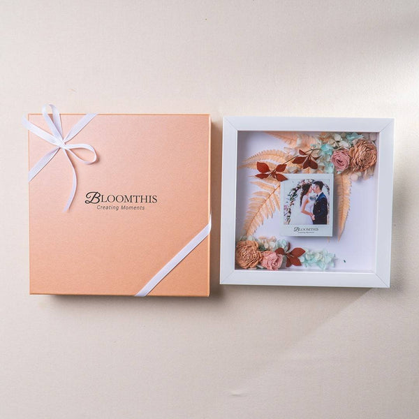 Love Sonnet Photo & Flower Frame