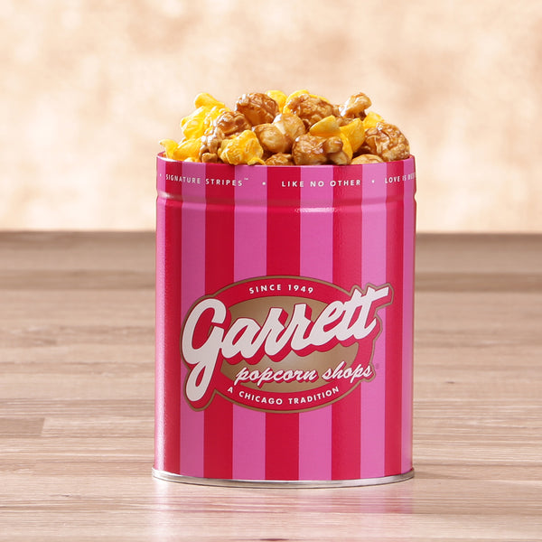 Garrett Popcorn Macadamia CaramelCrisp & Hat Box Set